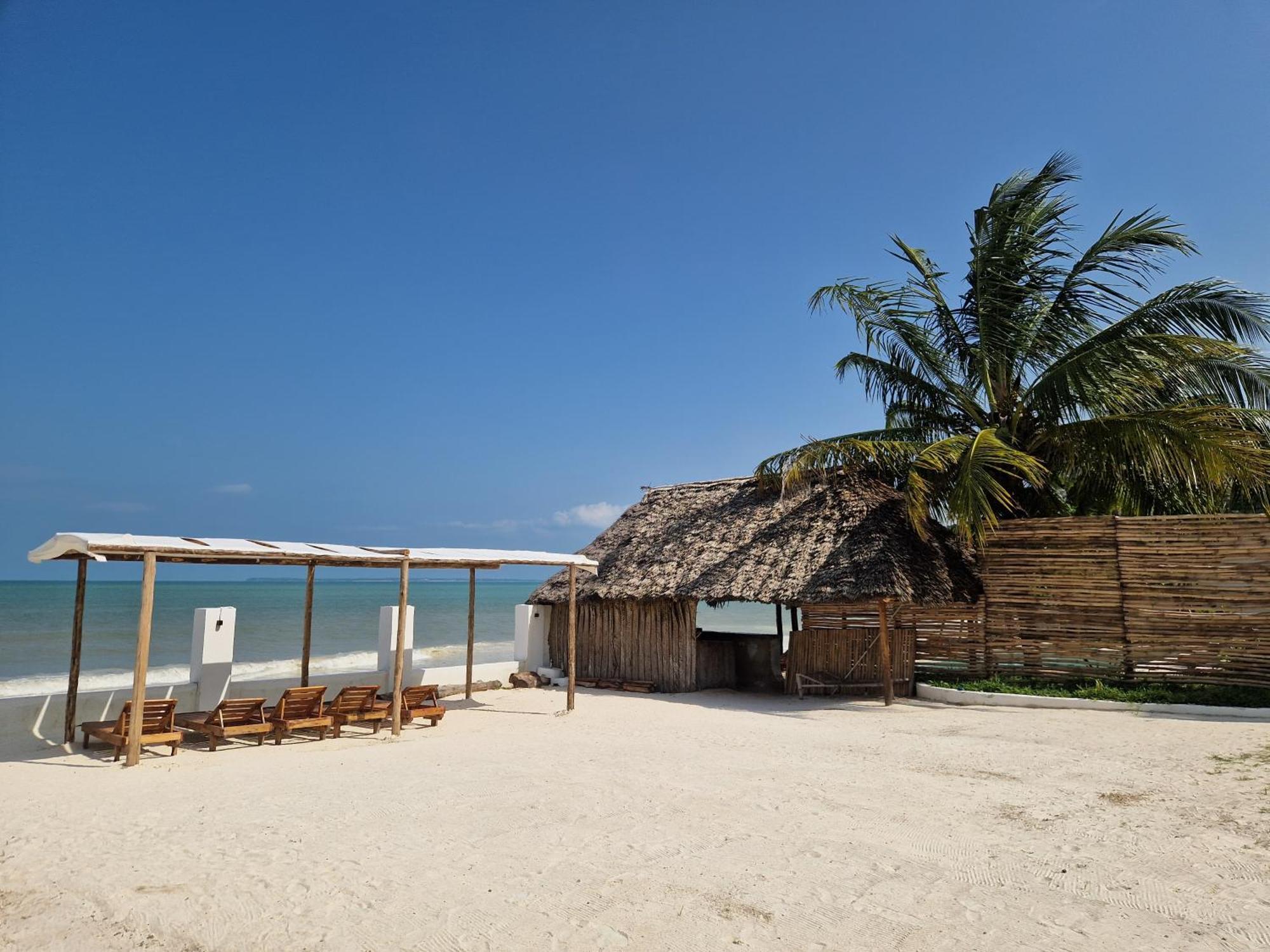 Uroa Zanzibar Vera Beach Hotel By Moonshine Dikoni 객실 사진